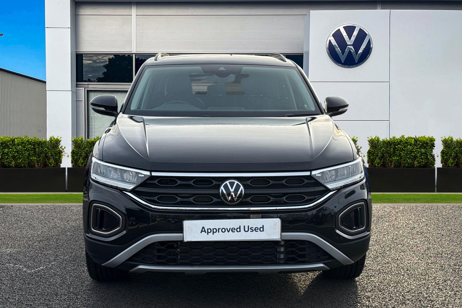 Used Volkswagen T-Roc 2025 for sale - 77589437: Photo 6