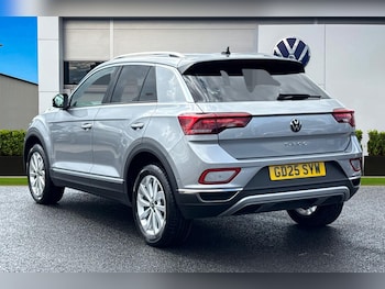 Used Volkswagen T-Roc 2025 for sale - 79514840: Photo