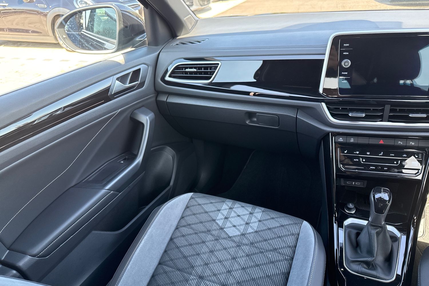 Used Volkswagen T-Roc 2025 for sale - 78168551: Photo 14