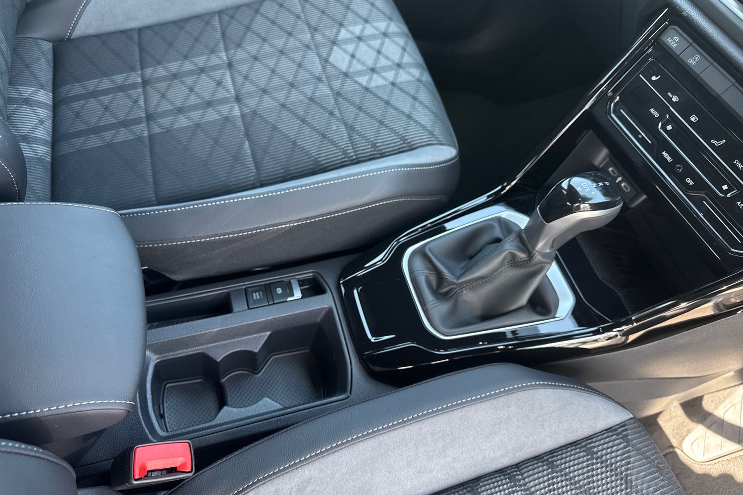 Used Volkswagen T-Roc 2025 for sale - 78168551: Photo 19