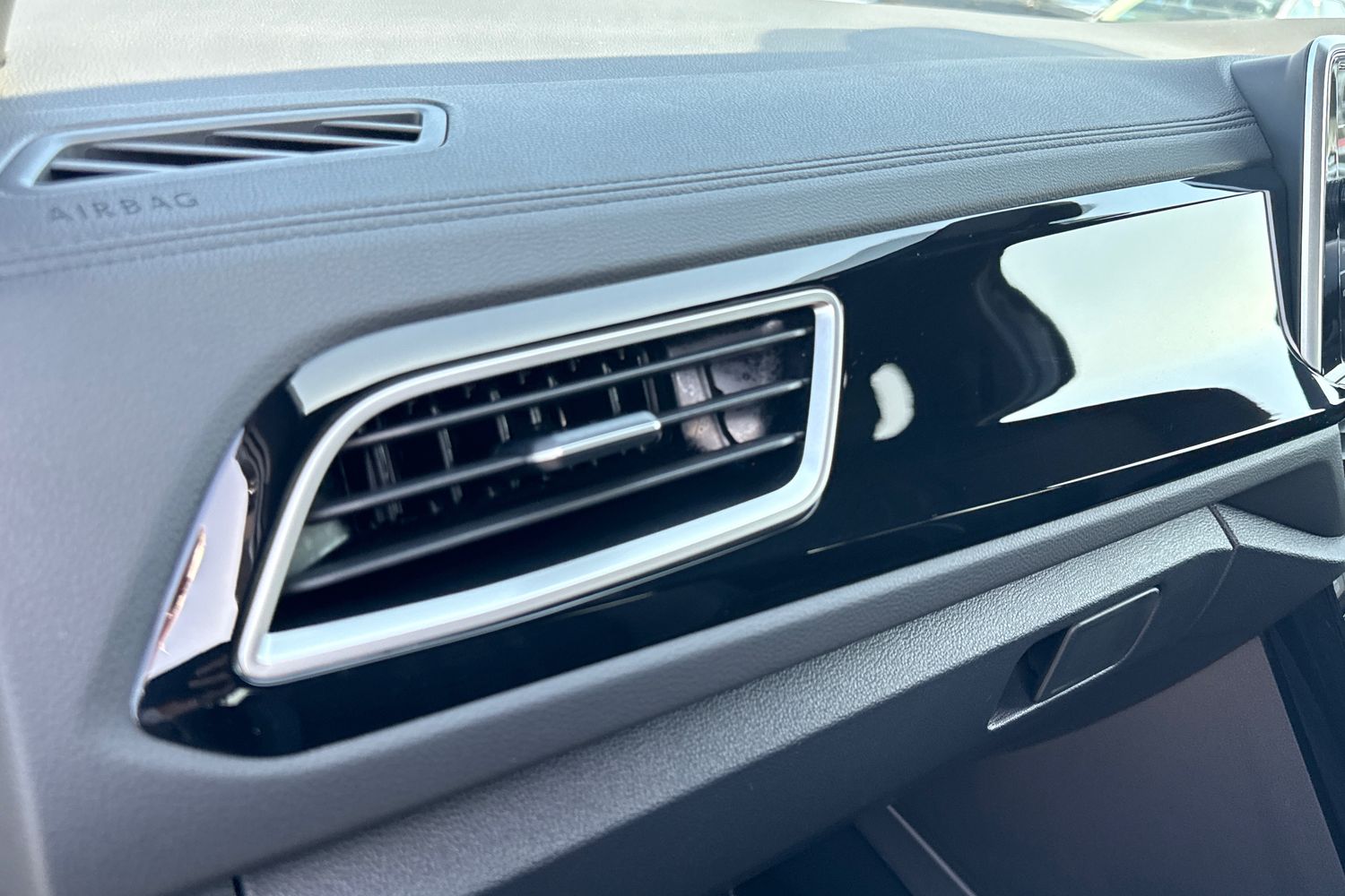 Used Volkswagen T-Roc 2025 for sale - 78168551: Photo 29