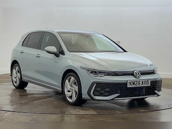 Used Volkswagen Golf 2025 for sale - 76617154: Photo