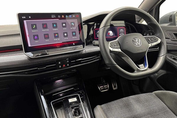 Used Volkswagen Golf 2025 for sale - 76330798: Photo 2