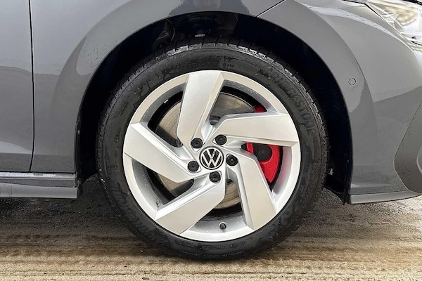 Used Volkswagen Golf 2025 for sale - 76207055: Photo 5