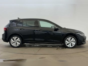 Used Volkswagen Golf 2025 for sale - 77287167: Photo