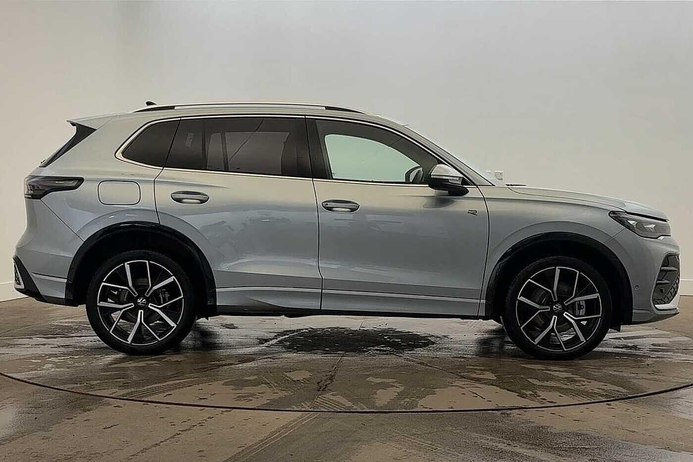 Used Volkswagen Tiguan 2025 for sale - 77139034: Photo 4