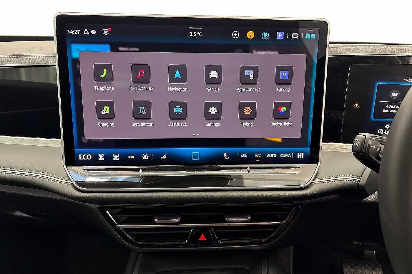 Used Volkswagen Passat 2025 for sale - 77152471: Photo 12