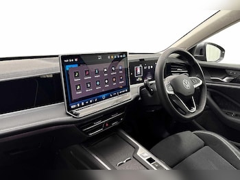 Used Volkswagen Passat 2025 for sale - 77152471: Photo