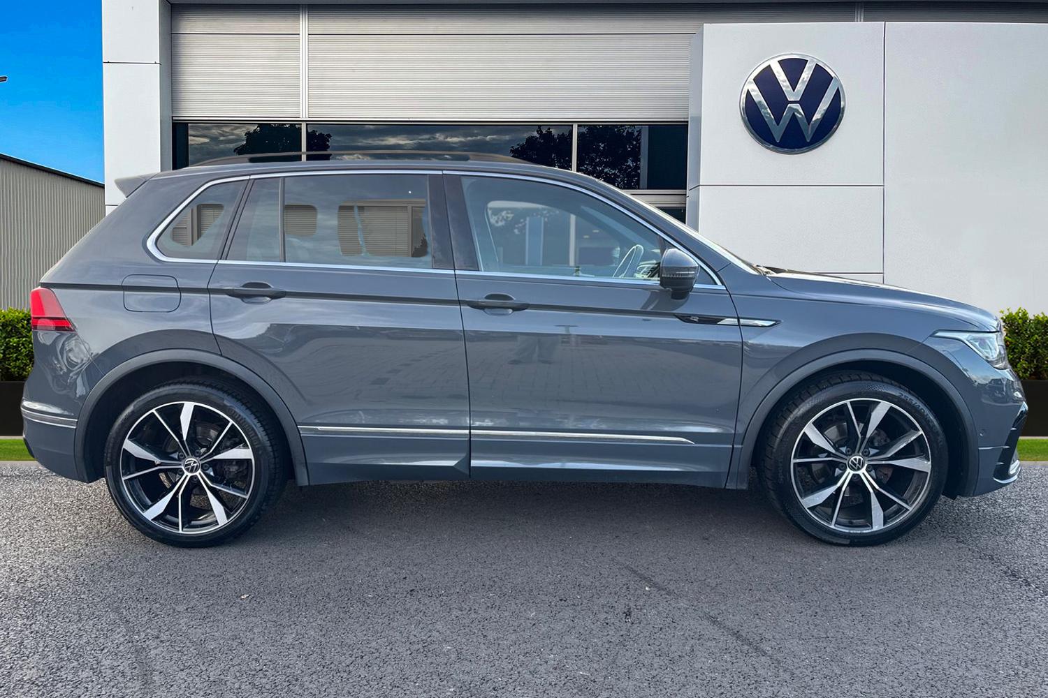 Used Volkswagen Tiguan 2021 for sale - 76411728: Photo 3