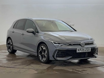 Used Volkswagen Golf 2025 for sale - 76274732: Photo