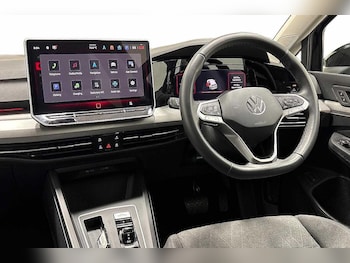 Used Volkswagen Golf 2025 for sale - 76480871: Photo