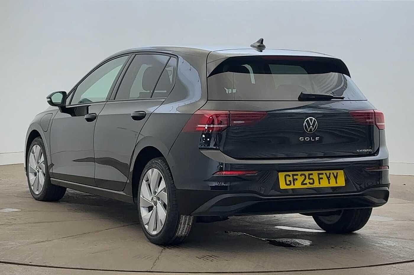 Used Volkswagen Golf 2025 for sale - 76480871: Photo 3