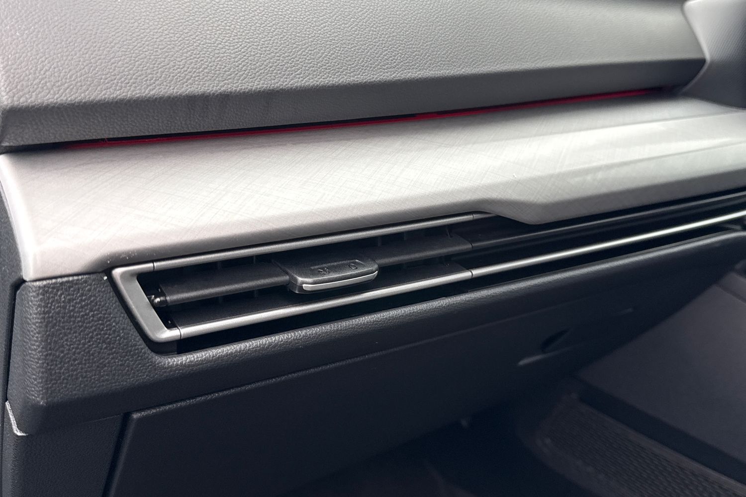 Used Volkswagen Golf 2025 for sale - 76480871: Photo 31