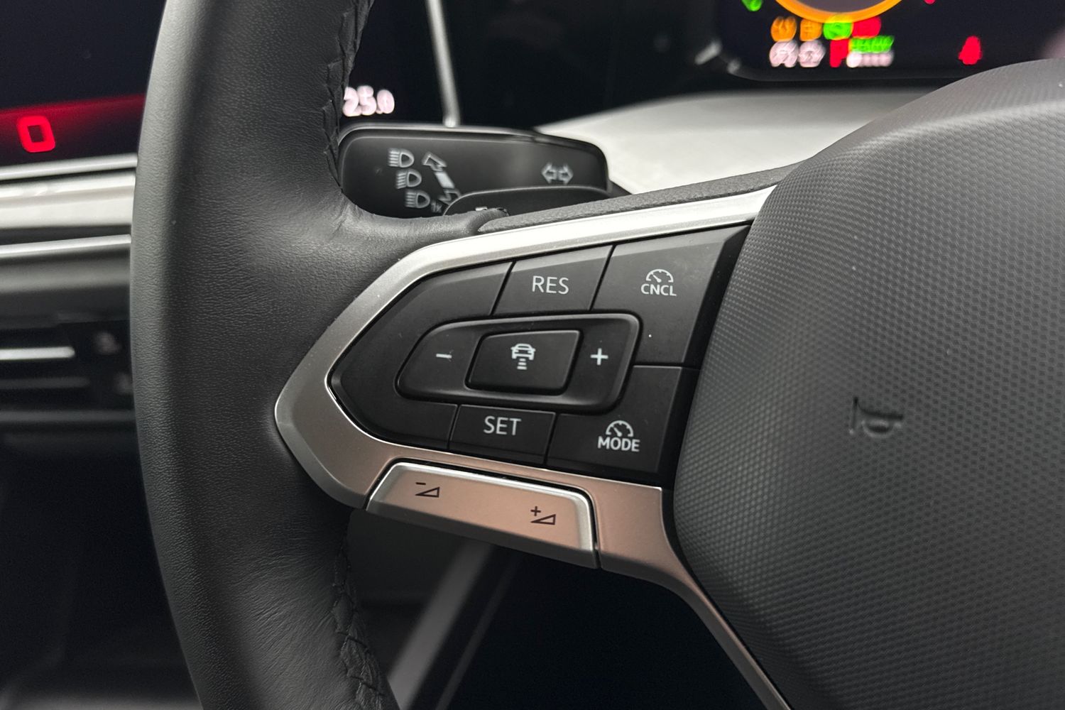 Used Volkswagen Golf 2025 for sale - 76480871: Photo 32