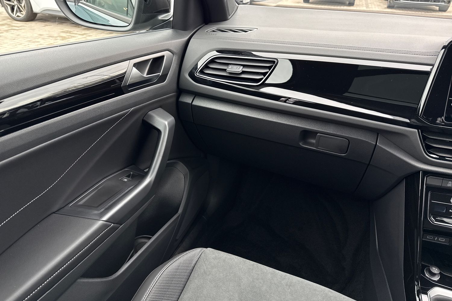 Used Volkswagen T-Roc 2026 for sale - 78218267: Photo 19