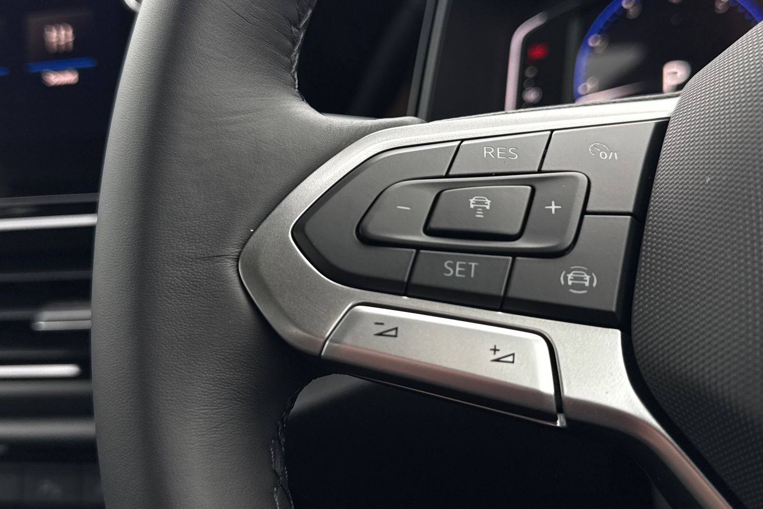 Used Volkswagen T-Roc 2026 for sale - 78218267: Photo 34