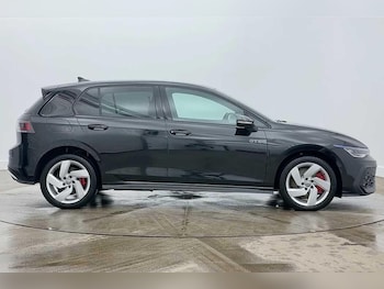 Used Volkswagen Golf 2025 for sale - 77546531: Photo