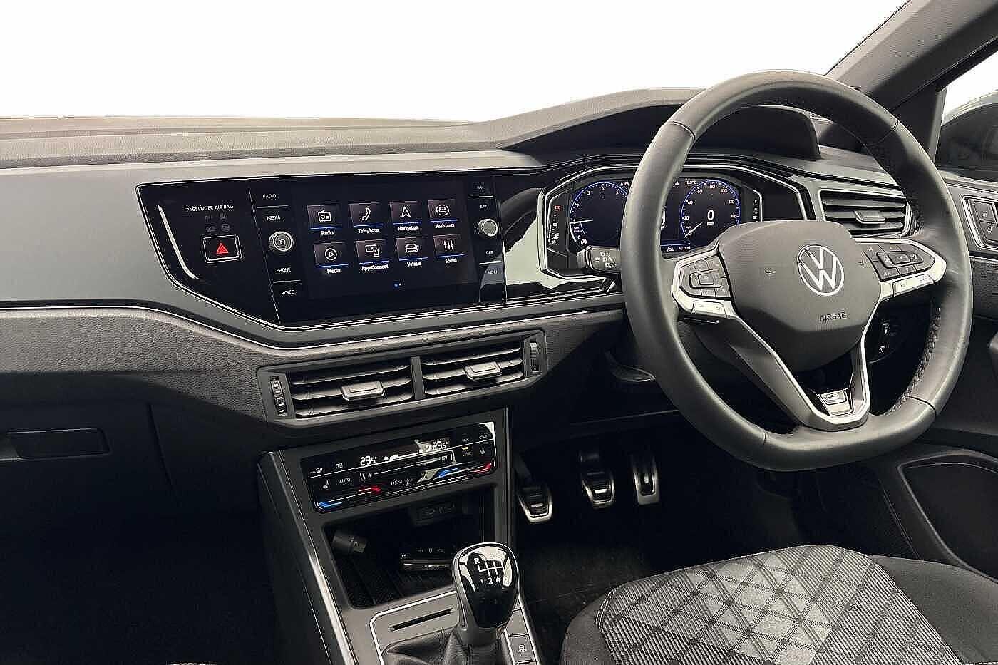 Used Volkswagen Taigo 2025 for sale - 77747724: Photo 2