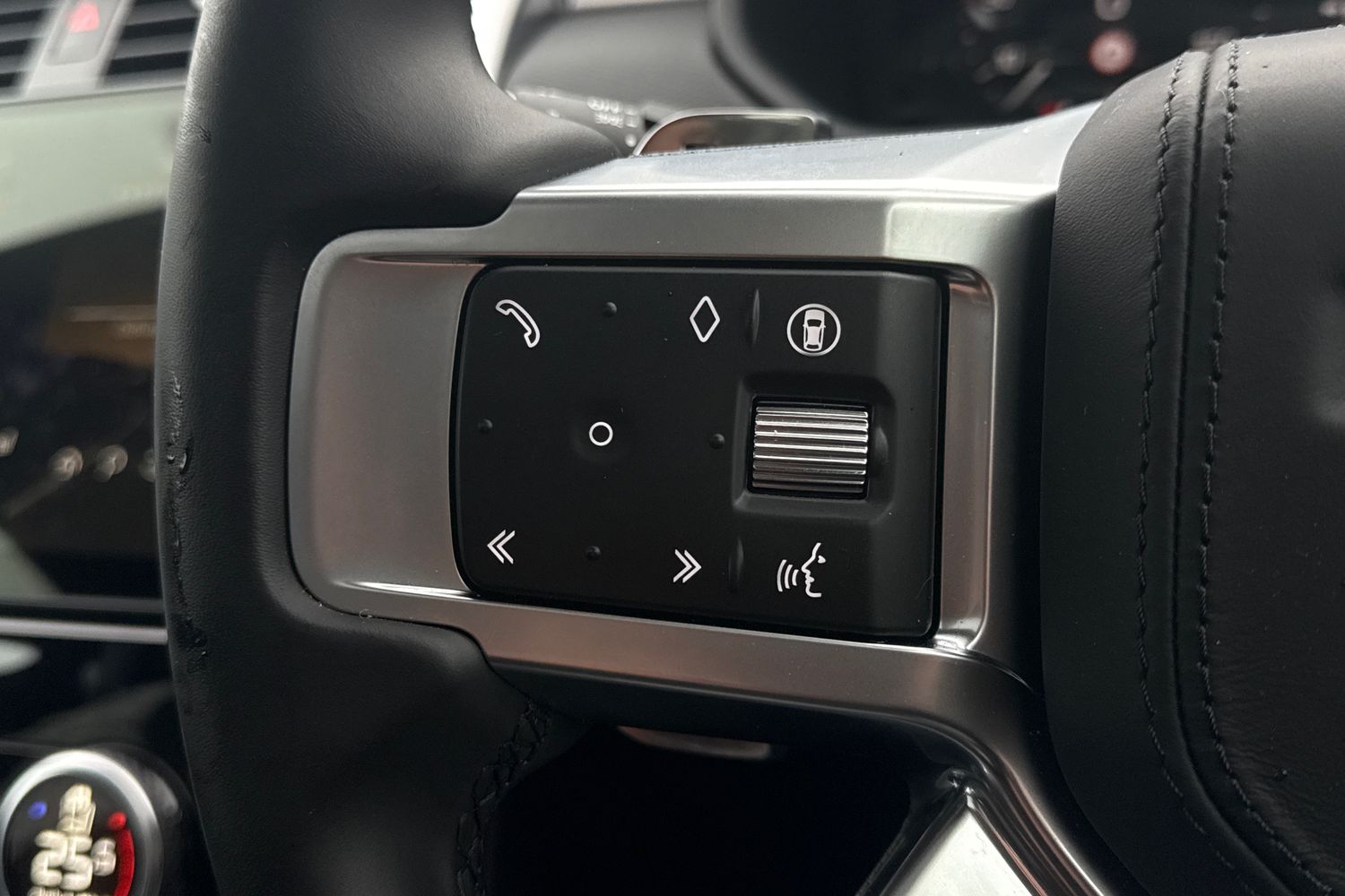 Used Land Rover Discovery 2025 for sale - 76588007: Photo 36