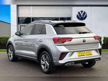 Used Volkswagen T-Roc 2025 for sale - 77072045: Photo