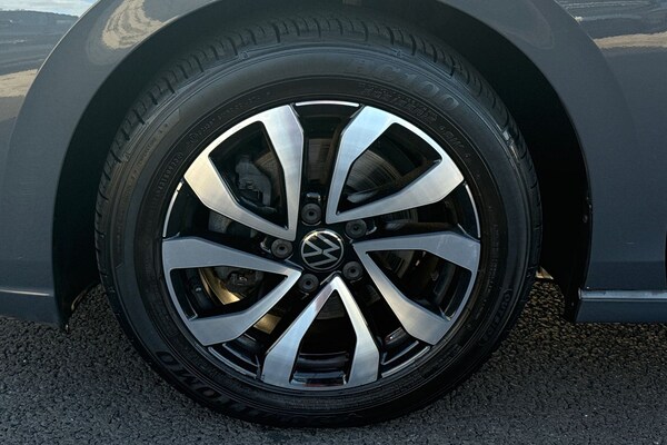 Used Volkswagen Golf 2022 for sale - 76207110: Photo 10