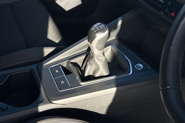 Used Volkswagen Golf 2022 for sale - 76207110: Photo 23