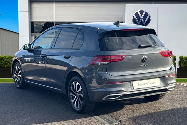 Used Volkswagen Golf 2022 for sale - 76207110: Photo 2