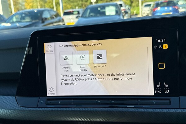 Used Volkswagen Golf 2022 for sale - 76207110: Photo 42