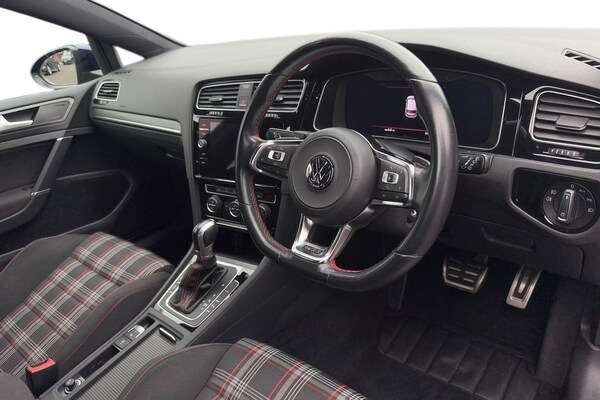 Used Volkswagen Golf 2018 for sale - 76011221: Photo 14