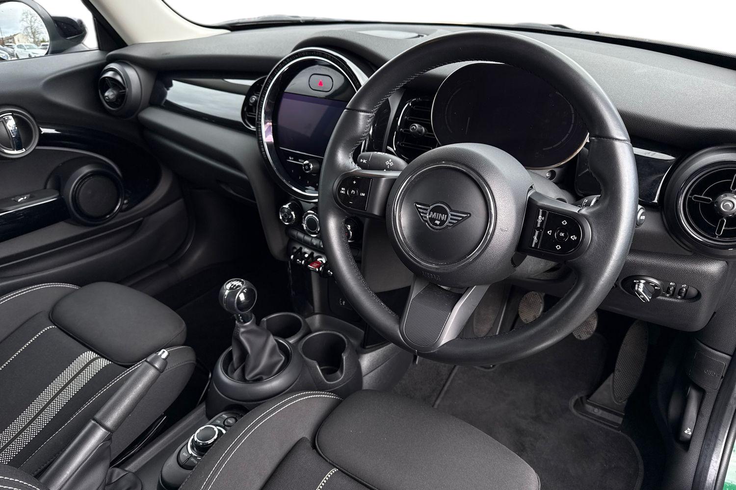 Used MINI Hatch 2022 for sale - 77728636: Photo 8