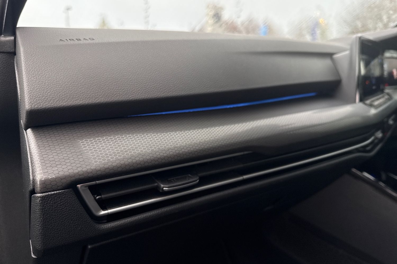 Used Volkswagen Golf 2024 for sale - 76685774: Photo 30