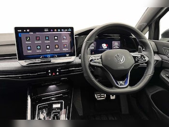 Used Volkswagen Golf 2025 for sale - 77820320: Photo