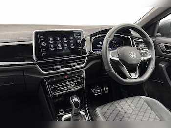 Used Volkswagen T-Roc 2025 for sale - 77779713: Photo