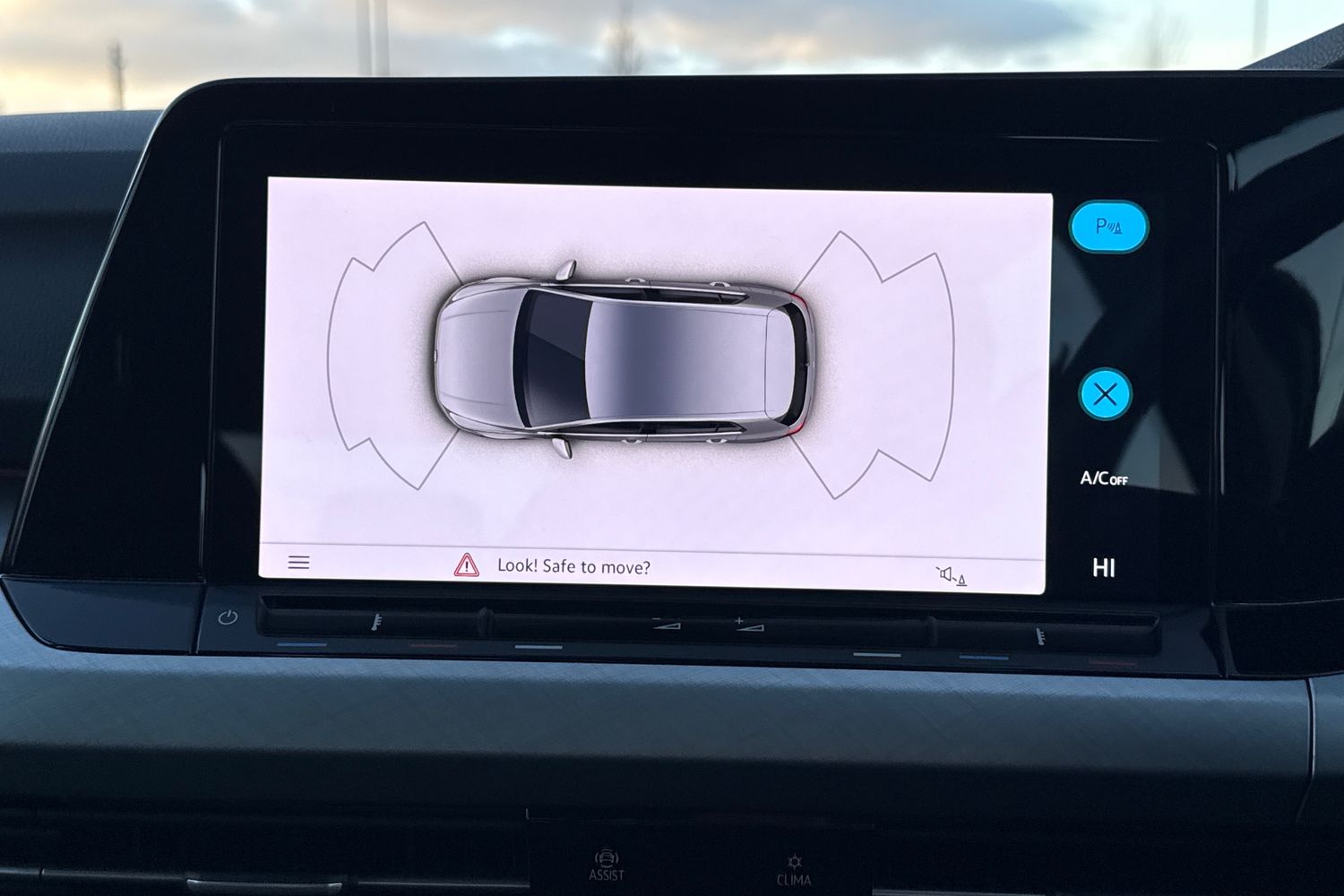 Used Volkswagen Golf 2023 for sale - 77135294: Photo 38