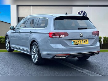 Used Volkswagen Passat 2023 for sale - 77334297: Photo