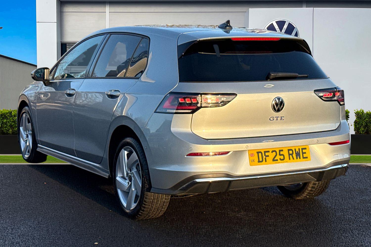 Used Volkswagen Golf 2025 for sale - 77368358: Photo 2