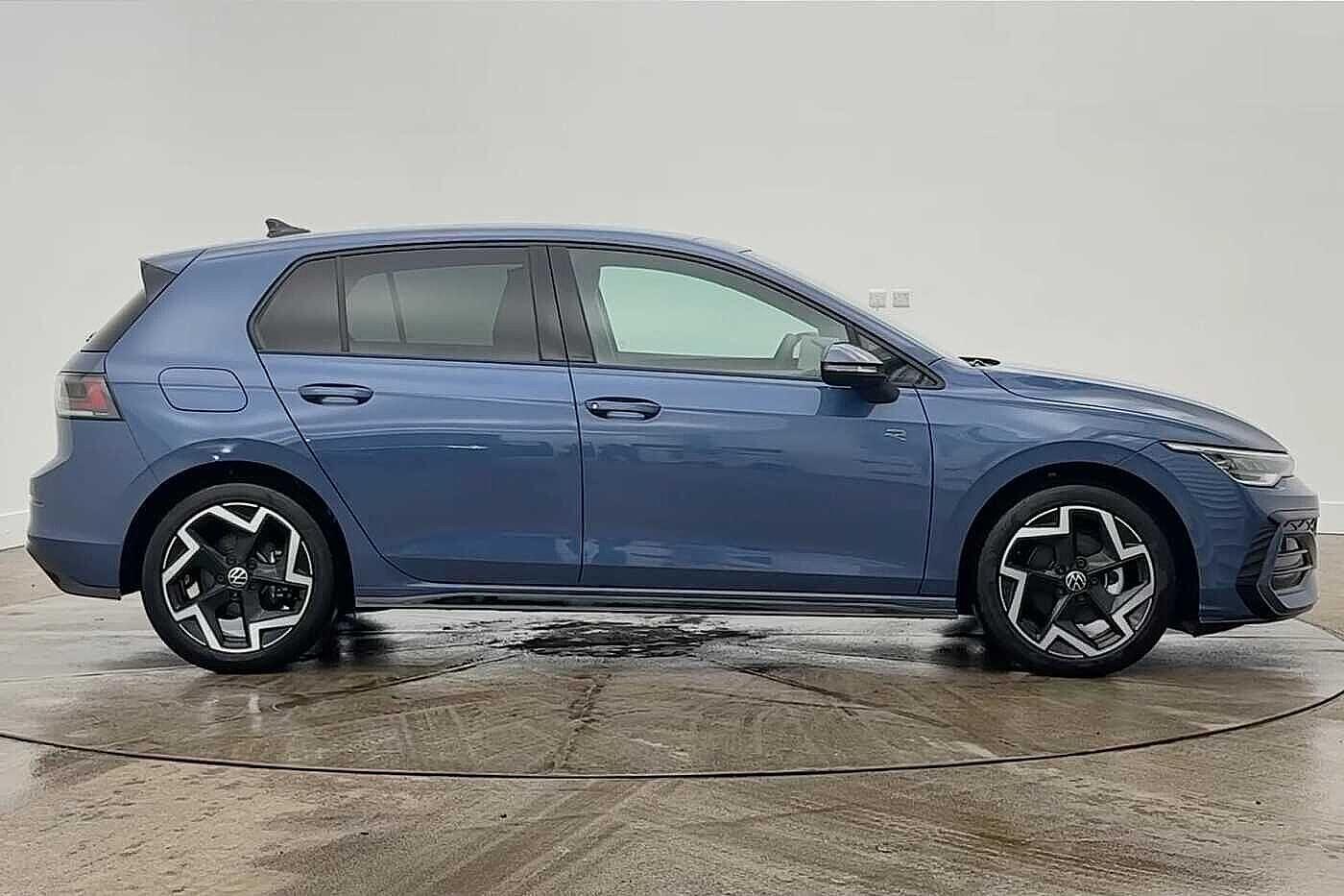 Used Volkswagen Golf 2025 for sale - 77546370: Photo 4