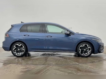 Used Volkswagen Golf 2025 for sale - 77546370: Photo