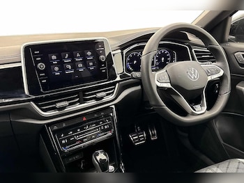 Used Volkswagen T-Roc 2025 for sale - 76395393: Photo