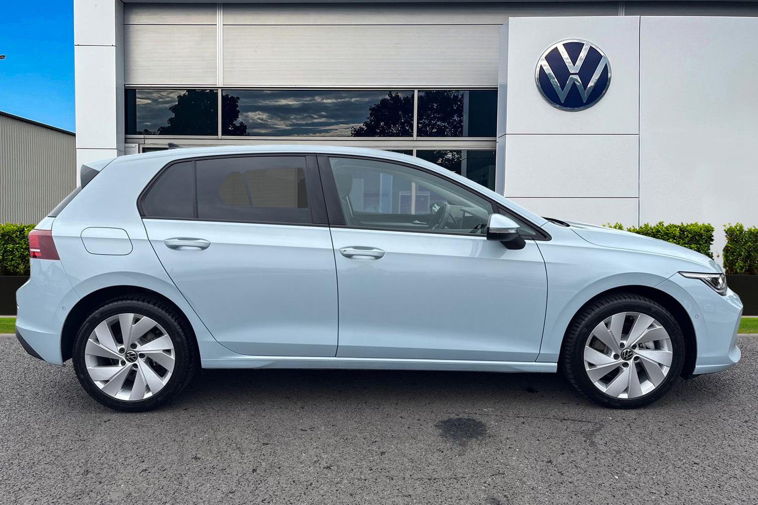 Used Volkswagen Golf 2025 for sale - 76143772: Photo 3