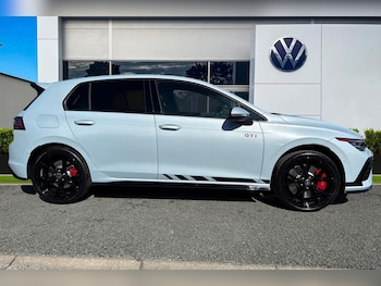 Used Volkswagen Golf 2025 for sale - 76192259: Photo 3