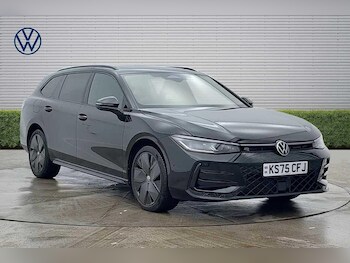 Used Volkswagen Passat 2025 for sale - 77708629: Photo