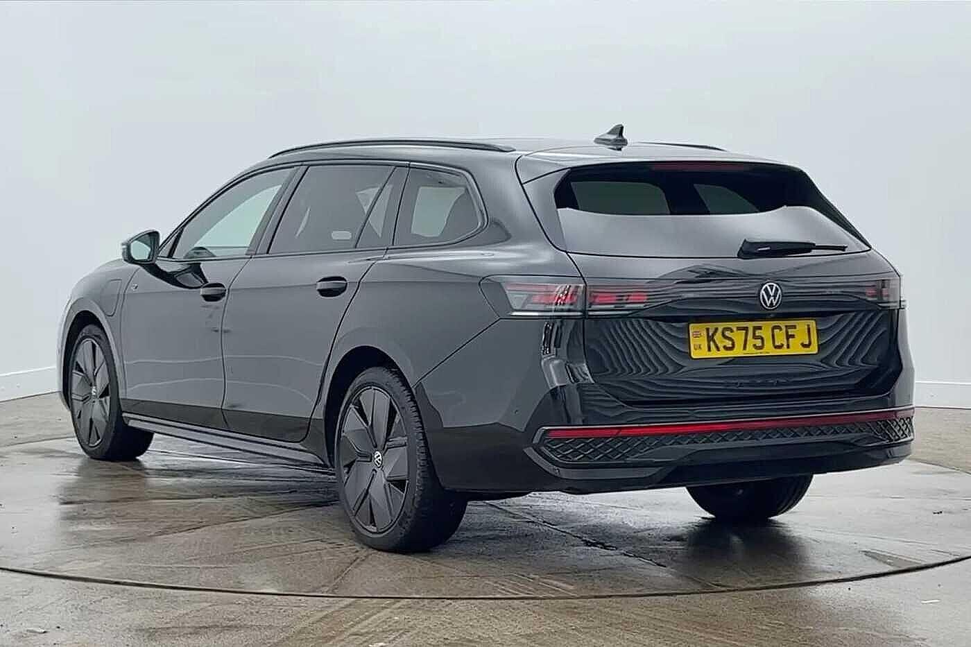 Used Volkswagen Passat 2025 for sale - 77708629: Photo 3