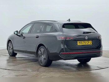 Used Volkswagen Passat 2025 for sale - 77708629: Photo