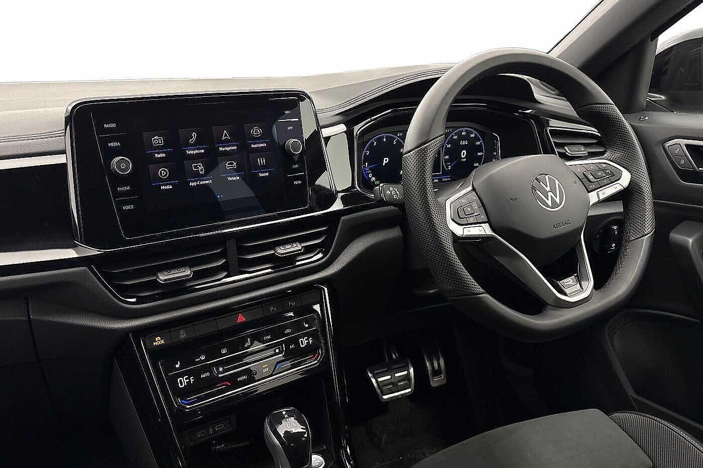 Used Volkswagen T-Roc 2025 for sale - 77546595: Photo 2