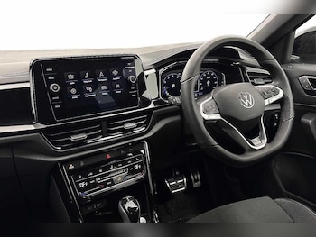 Used Volkswagen T-Roc 2025 for sale - 77546595: Photo