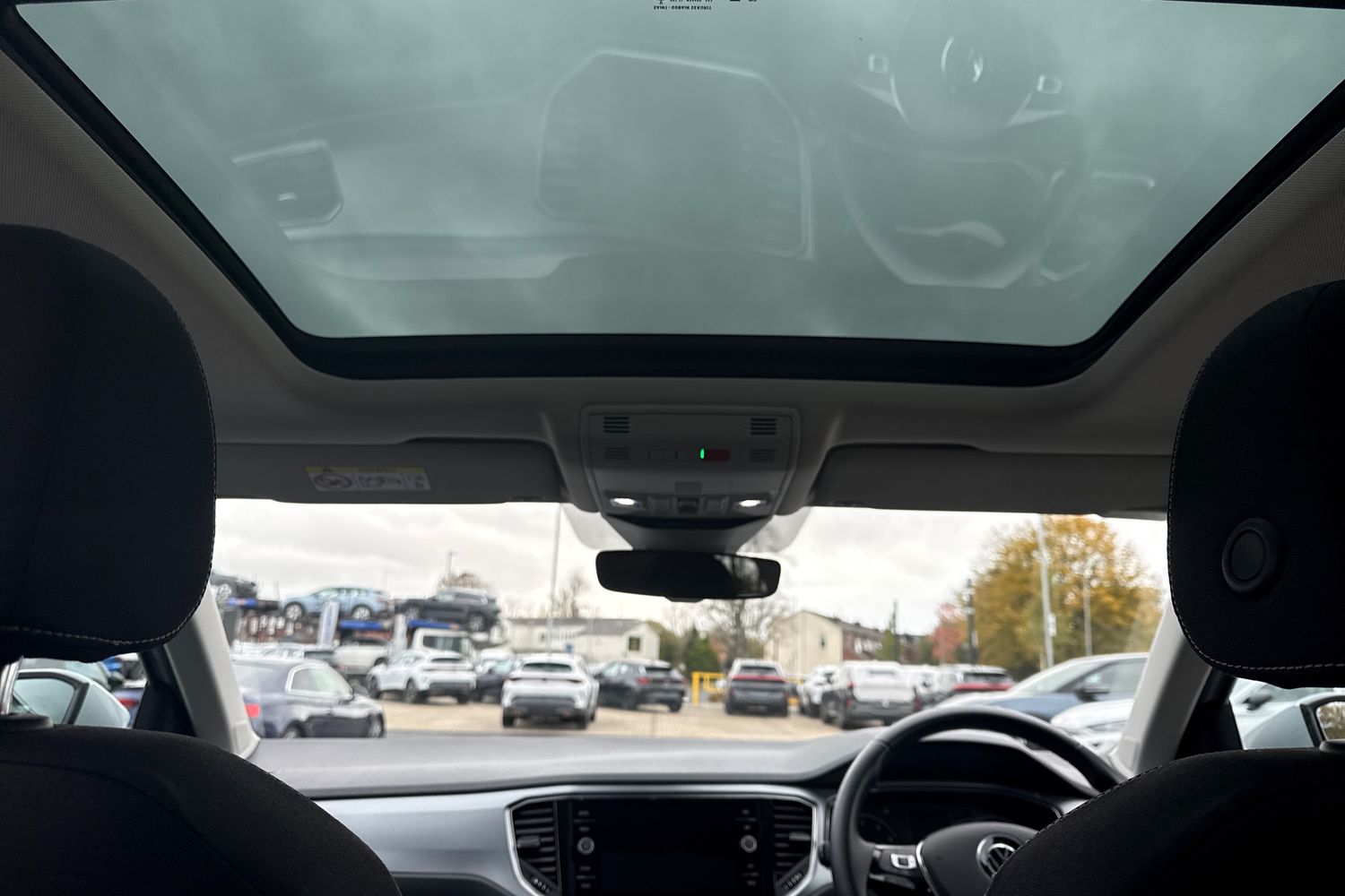 Used Volkswagen T-Roc 2021 for sale - 76461030: Photo 31