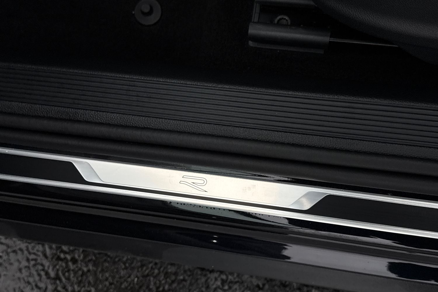 Used Volkswagen T-Roc 2025 for sale - 76979181: Photo 32