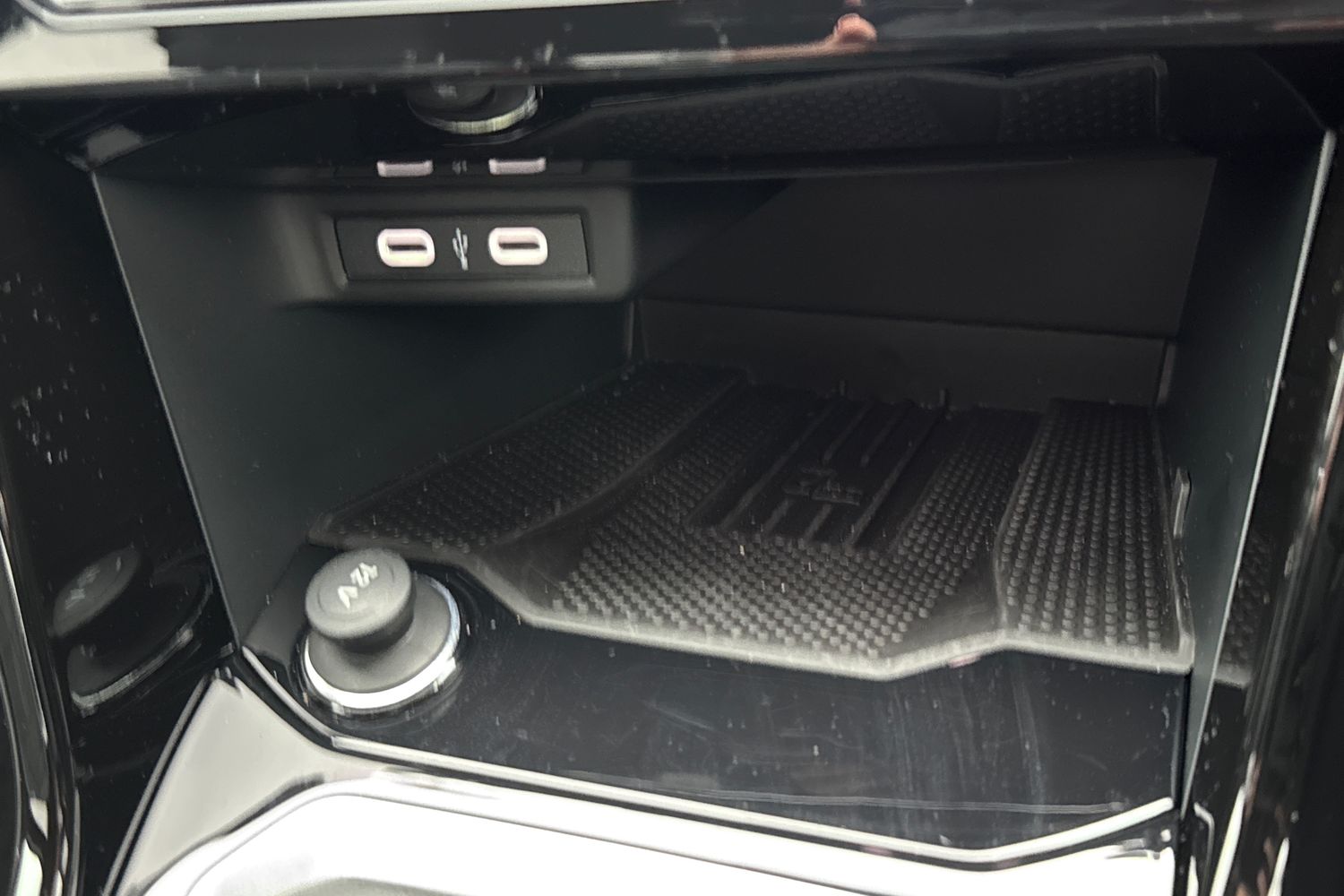 Used Volkswagen T-Roc 2025 for sale - 76979181: Photo 40