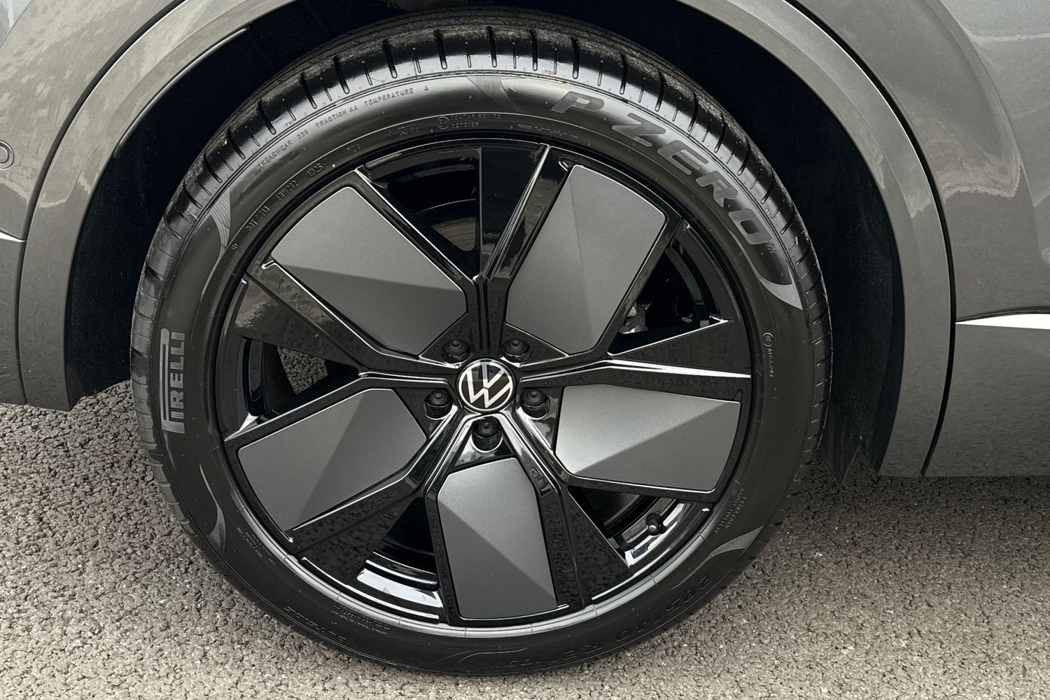 Used Volkswagen Touareg 2025 for sale - 77068786: Photo 12